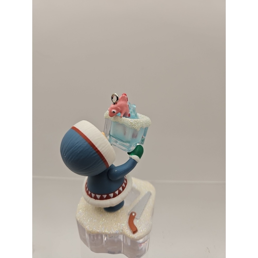 2015 Hallmark Frosty Friends Christmas Ornament  /  #36 In Series.  (422) - Picture 5 of 6